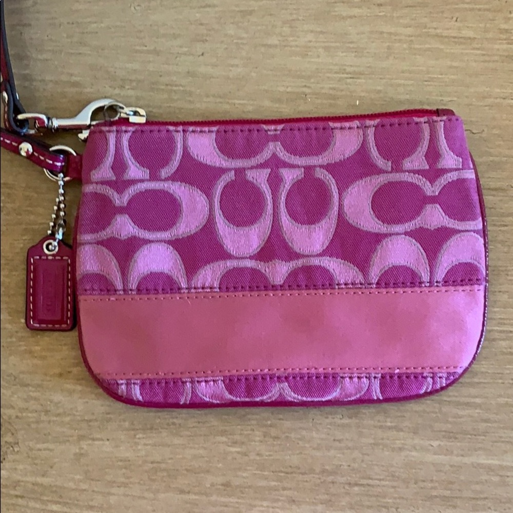 NWOT COACH wristlet